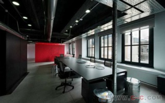 溶劑型環氧地坪面漆KPE301 打造卓越裝飾工程的藝術與科學