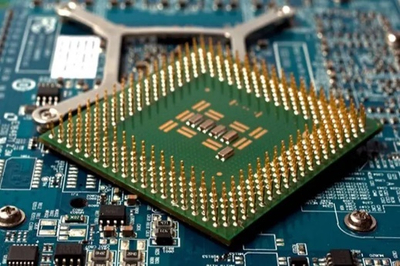 14nm芯片與7nm芯片的區別及其在太陽能發電中的應用